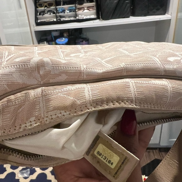 Chanel shoulder bag - Picture 4 of 7